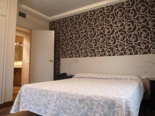 Hotel Hostal Esteba