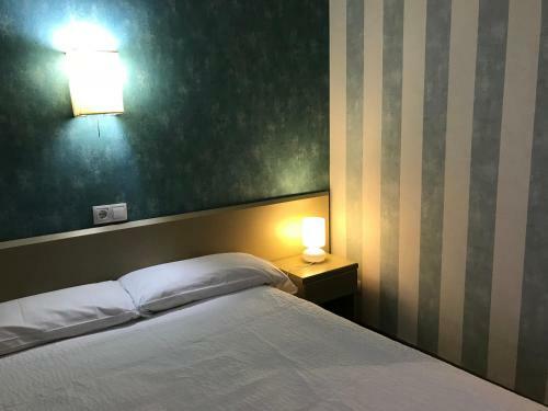 Hotel Hostal Esteba