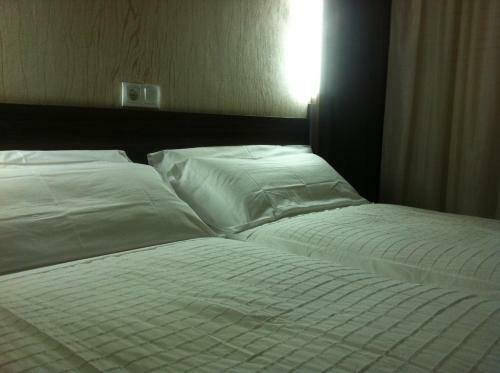 Hotel Hostal Esteba