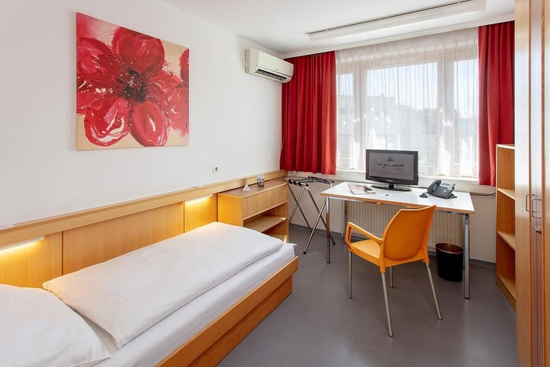 Allyouneed Hotel Vienna4