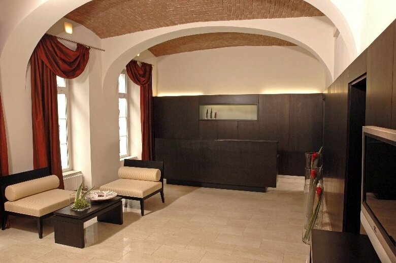 Aparthotel The Levante Laudon