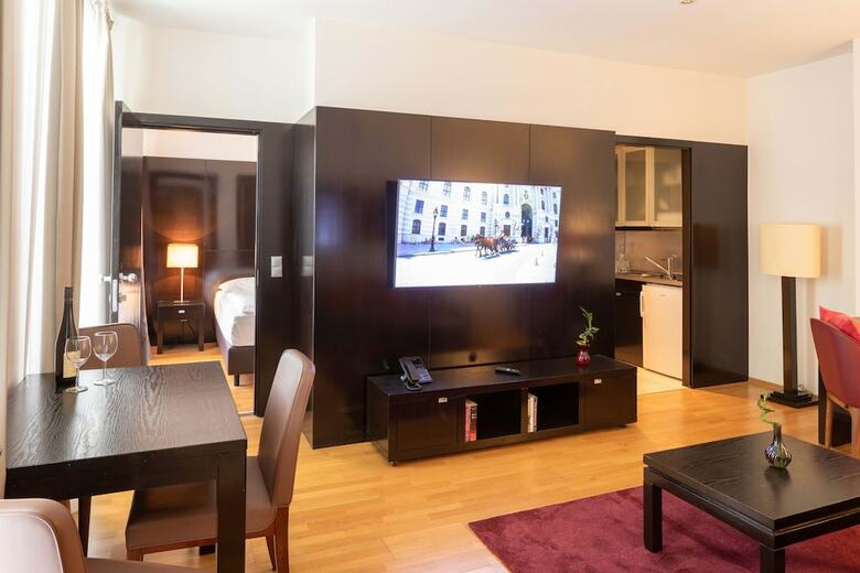 Aparthotel The Levante Laudon