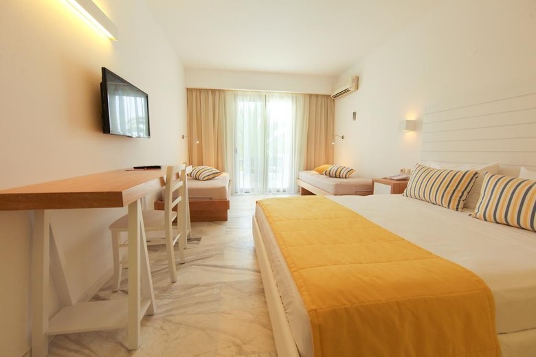 Hotel Marina Beach