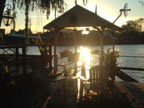 Lodge Caba�as Burdeos