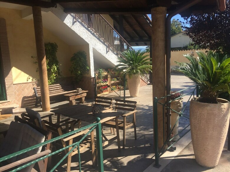 Hostal Residence Cerci