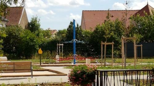 Holiday Home Aqueducienne
