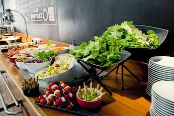 Hotel Ibis Lyon Est Bron
