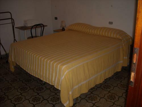 Hostal Meubl� Andrea Doria