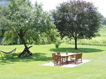 Saratoga Farmstead B&B