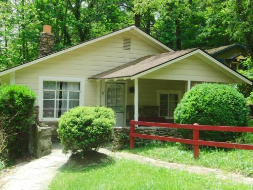 Villa The Pines Cottages