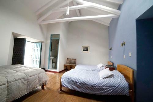 Bed & Breakfast Hostal Suecia I