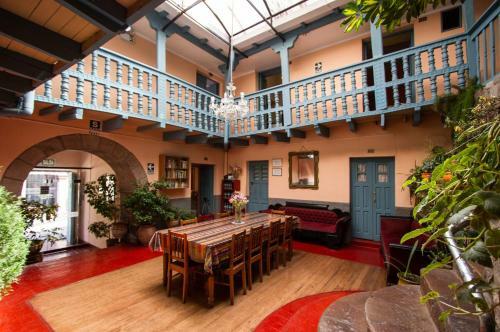 Bed & Breakfast Hostal Suecia I