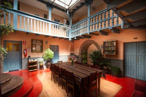 Bed & Breakfast Hostal Suecia I