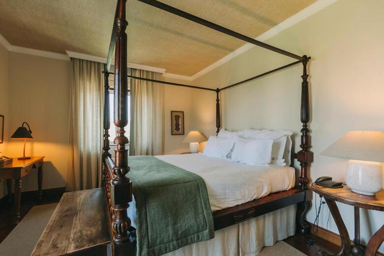 Hostal Casa Das Pipas / Quinta Do Portal