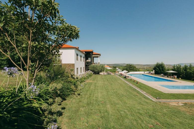 Hostal Casa Das Pipas / Quinta Do Portal