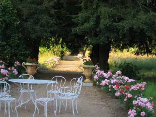 Agroturismo Chateau De La Rue