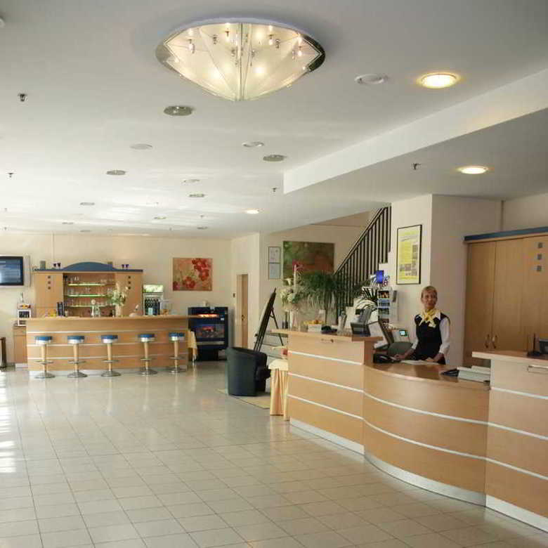 Andor Hotel Plaza
