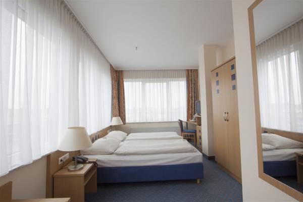 Andor Hotel Plaza