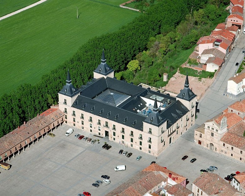 Hotel Parador De Lerma