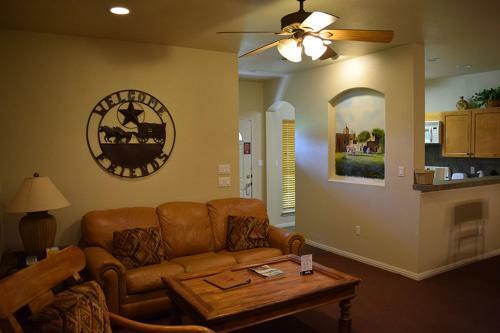 Hotel Flying L Guest Ranch