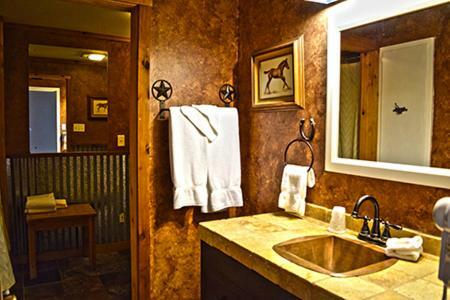 Hotel Flying L Guest Ranch
