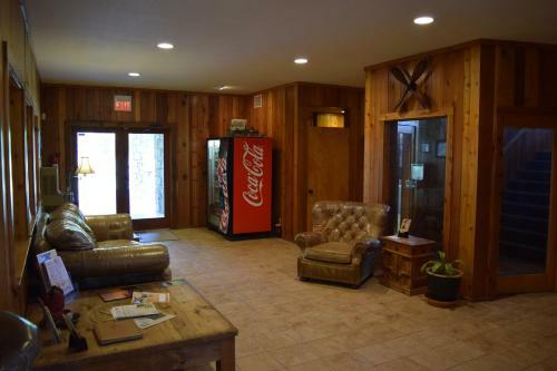 Hotel Flying L Guest Ranch