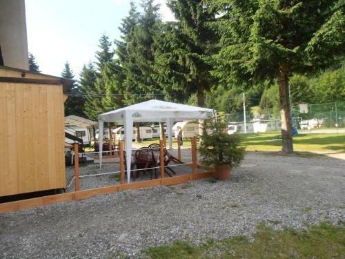 Hostal Campodolcino Camping