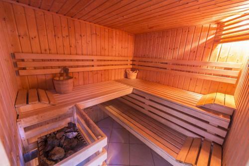 Hotel H�tel Du Bourg