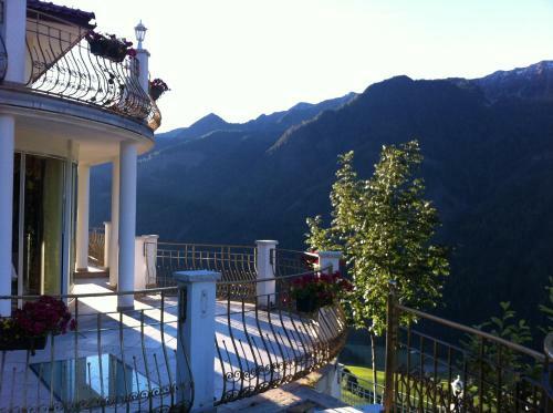 Hotel B&B Das Land-palais - Private Luxury Hideaway