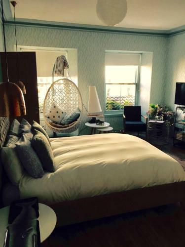 Hostal Sallyport Guest House