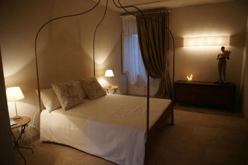 Hostal Castello Camemi