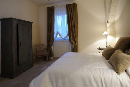 Hostal Castello Camemi