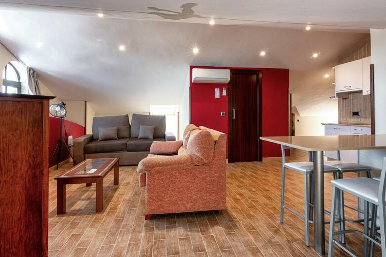 Apartamentos Costa Esmeralda