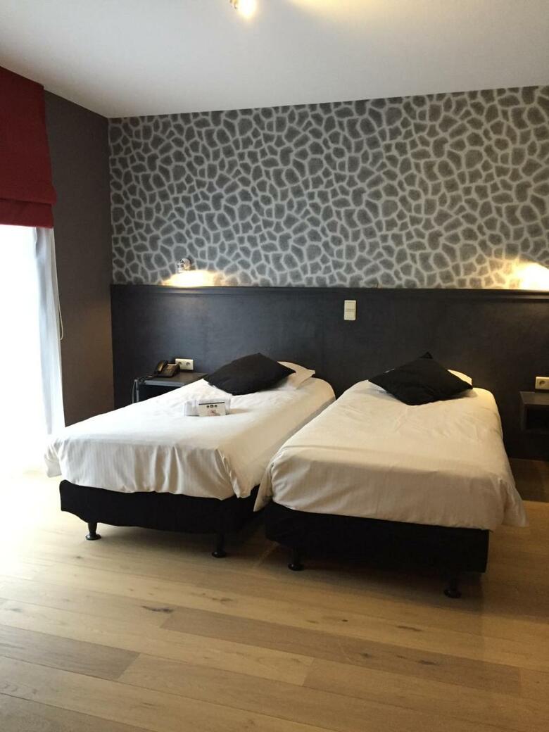 New Hotel De Lives