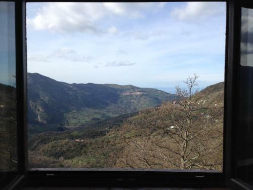 Hostal Agriturismo La Vedetta Dei Nebrodi