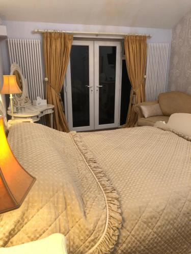 Kent House Bed And Breakfast