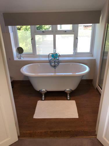 Kent House Bed And Breakfast