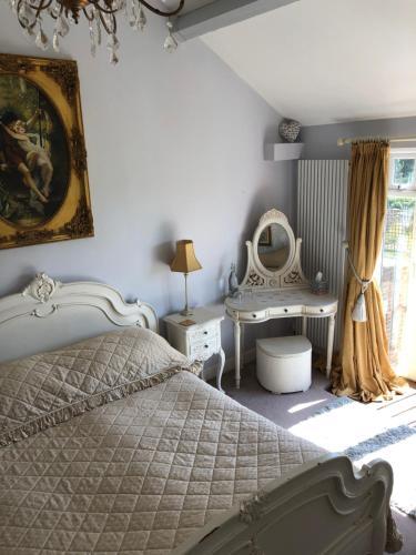 Kent House Bed And Breakfast