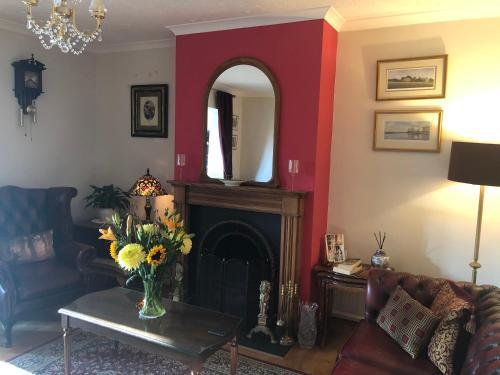 Kent House Bed And Breakfast