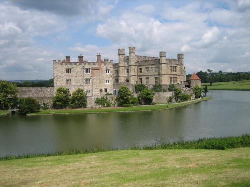 Kent House Bed And Breakfast