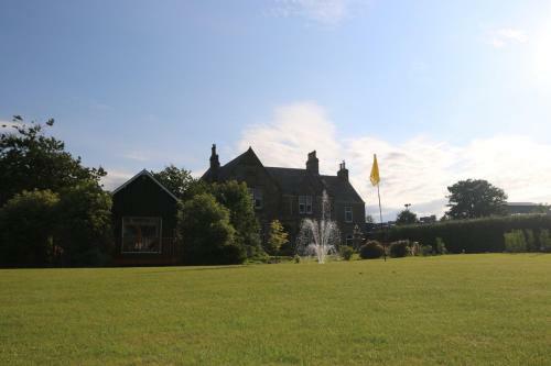 Bed & Breakfast Camfield House