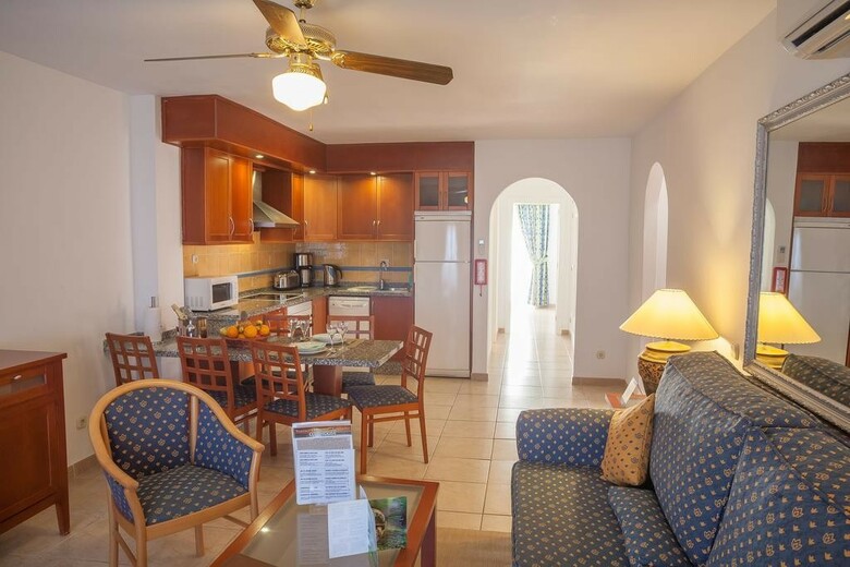 Apartamentos Sunset Harbour Club