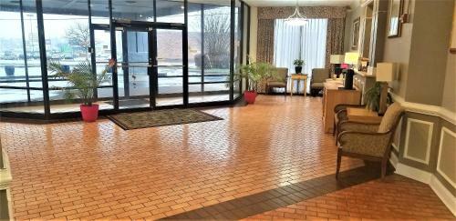 Motel Madison Inn & Suites