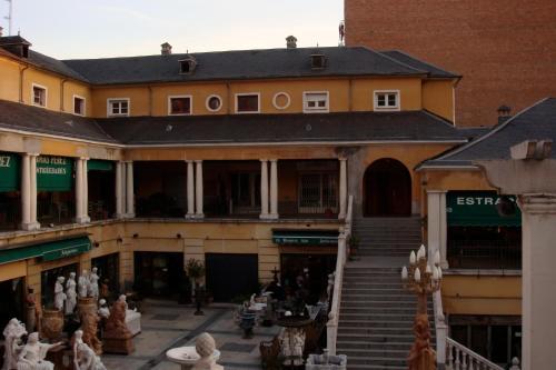 Apartamentos Puerta Del Sol-rastro