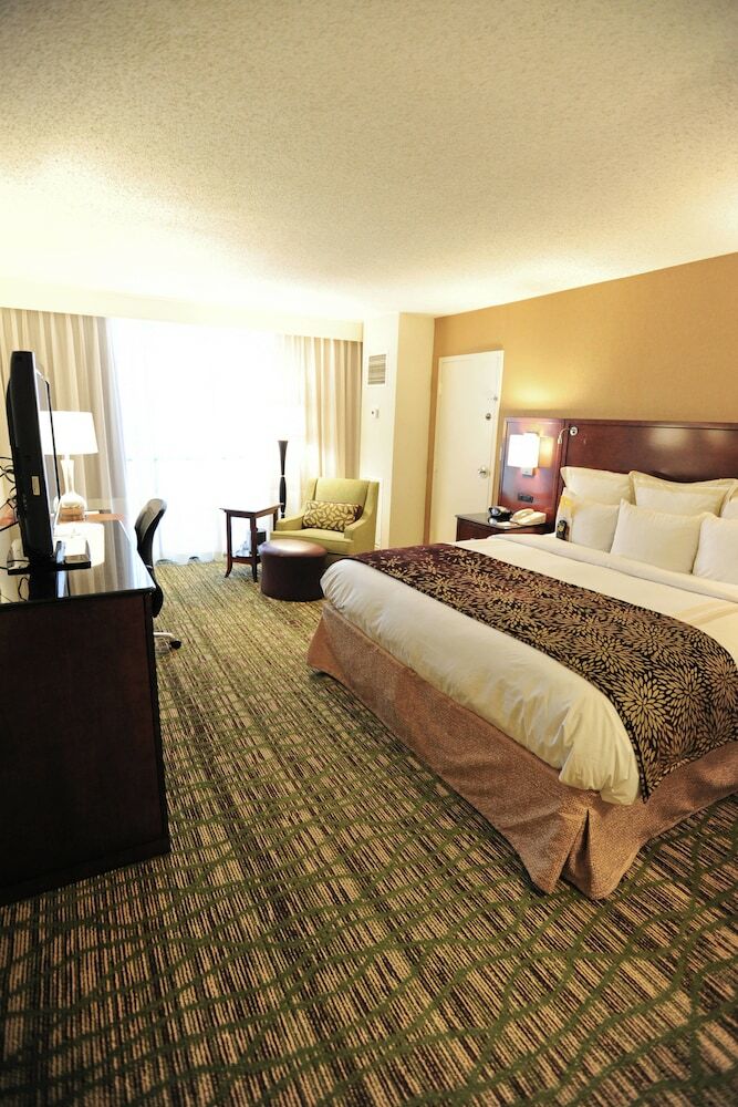 Hotel Mobile Marriott