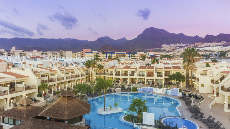 Apartamentos Royal Sunset Beach Club