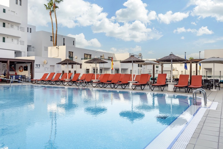 Apartamentos Sunset Bay Club