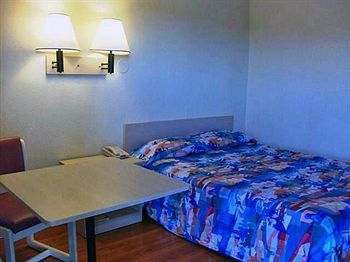 Motel 6 Montgomery - East
