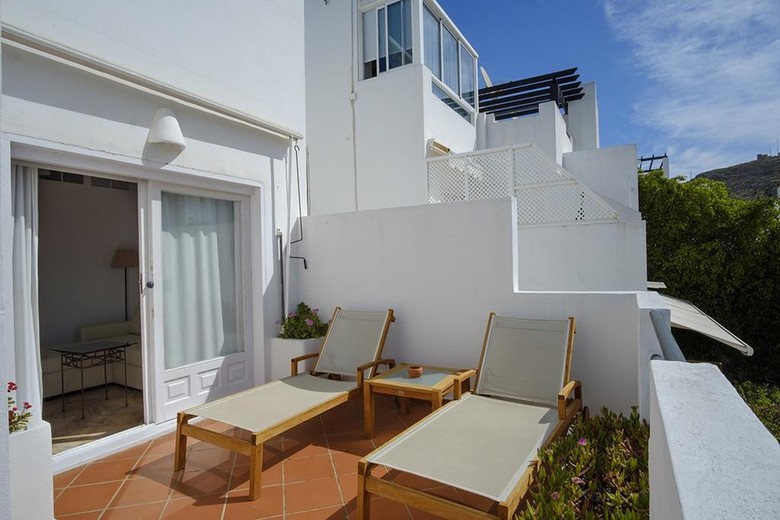 Hostal Mikasa Agua Amarga & Spa