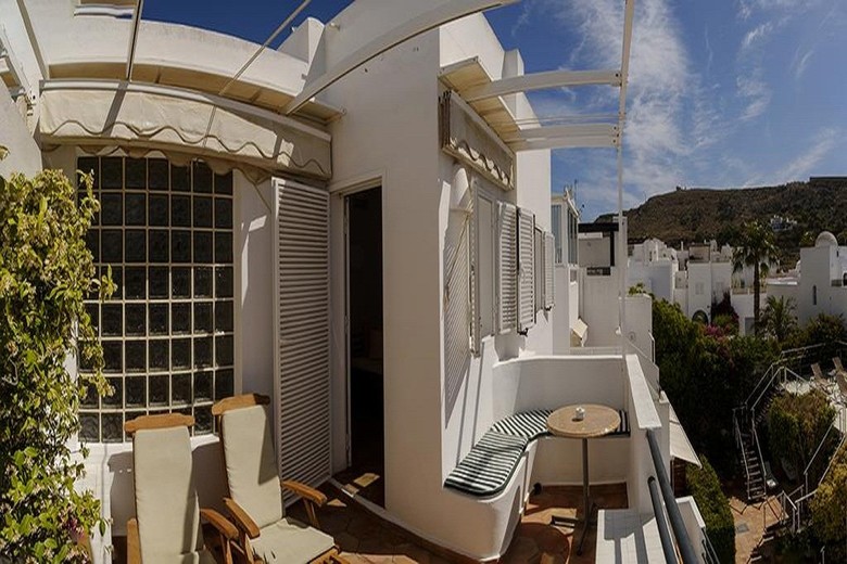 Hostal Mikasa Agua Amarga & Spa